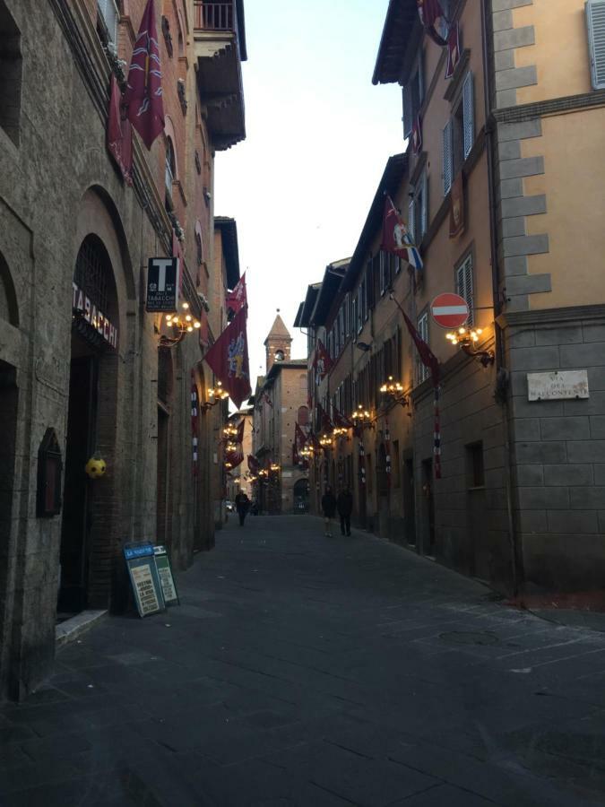 Hotel Salicotto 56 Siena Exterior foto